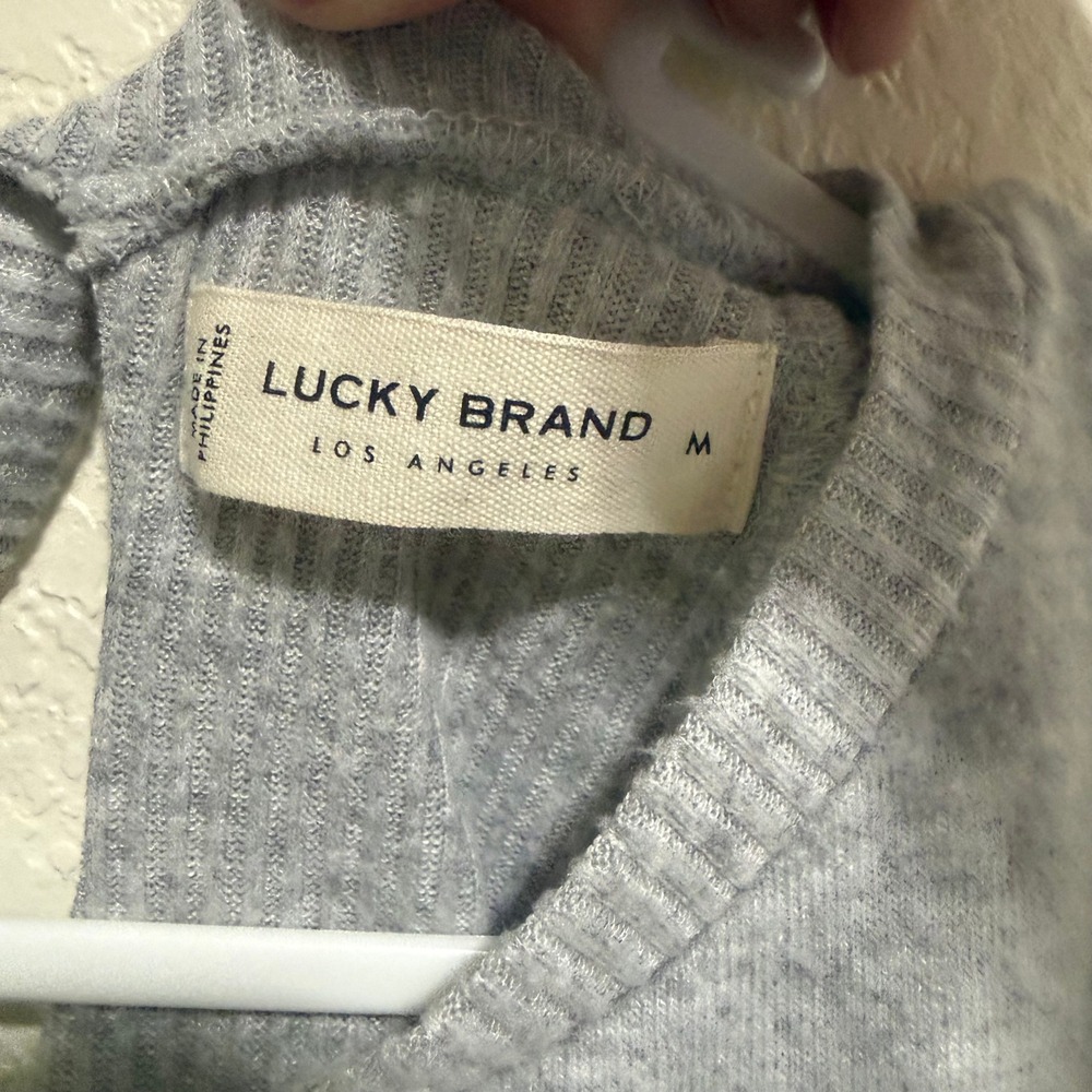 Lucky Brand Grey Ribbed Cutout Back Cropped Pullover Sweater Women's Medium - Picture 2 of 10